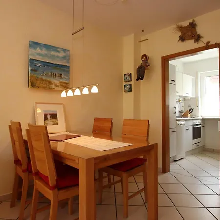 Terraced House *