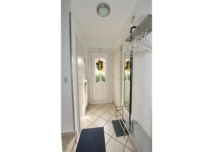 Reihenhaus, *
